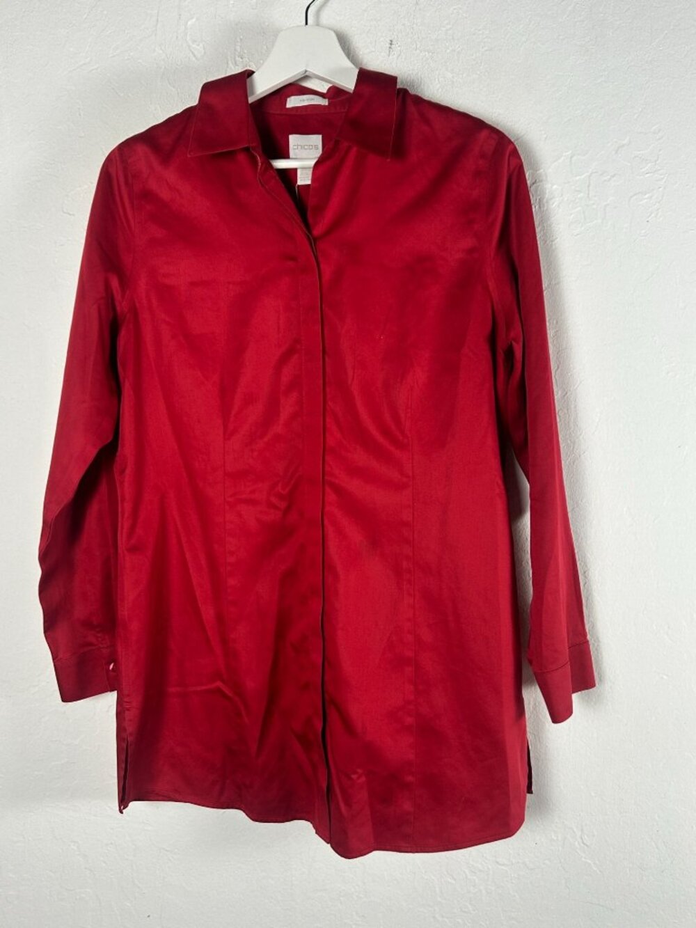 Chico's Womens Red No-Iron Cotton Button-Up Shirt Tunic Size 0 Long Sleeve NWOT